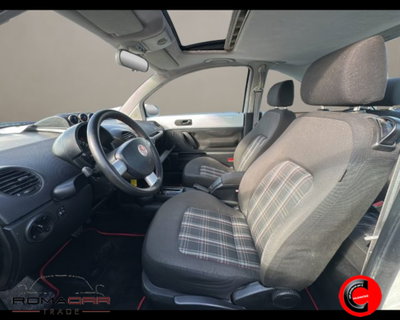 Volkswagen New Beetle 1.6 (5)