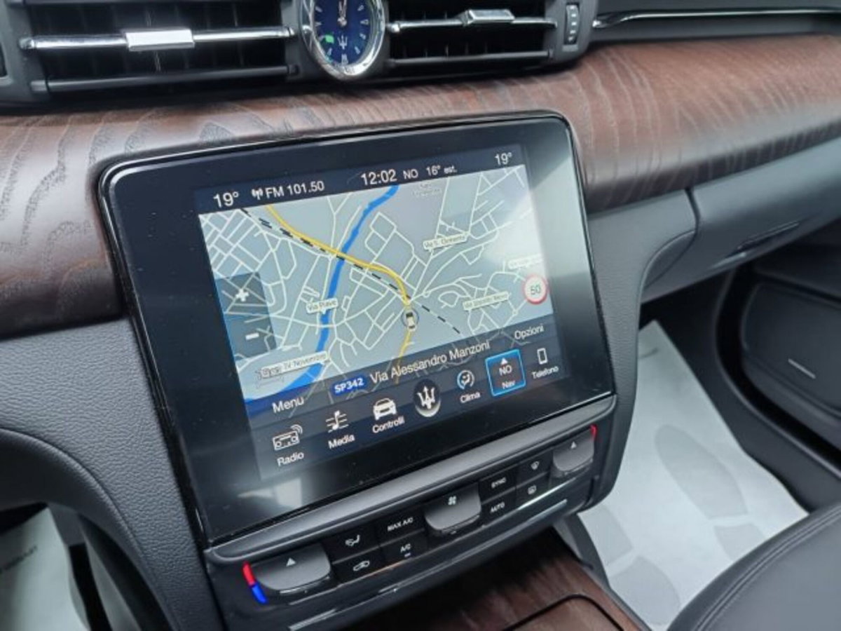 Maserati Quattroporte V6 Diesel 275 CV (11)