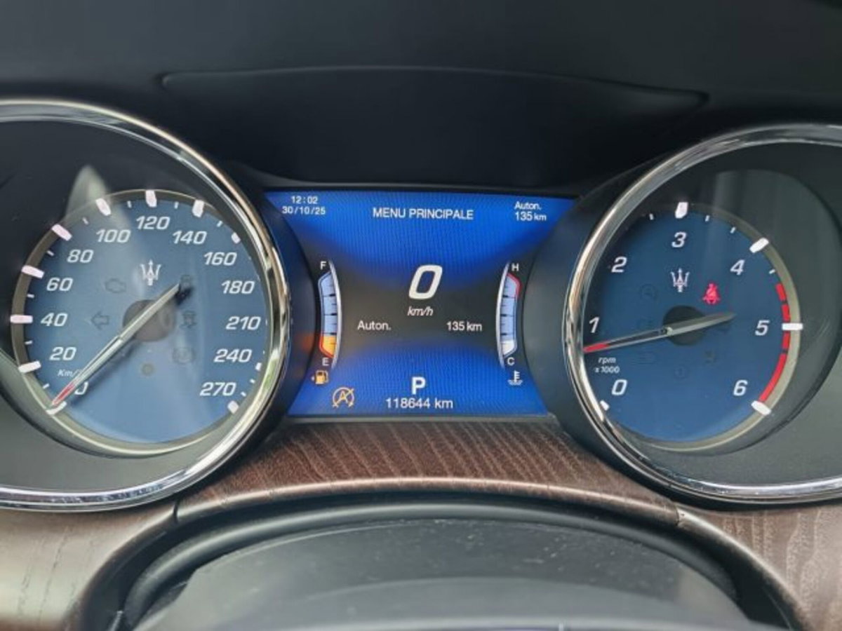 Maserati Quattroporte V6 Diesel 275 CV (14)