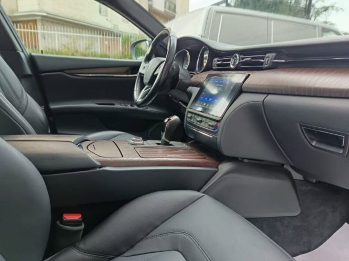 Maserati Quattroporte V6 Diesel 275 CV (6)