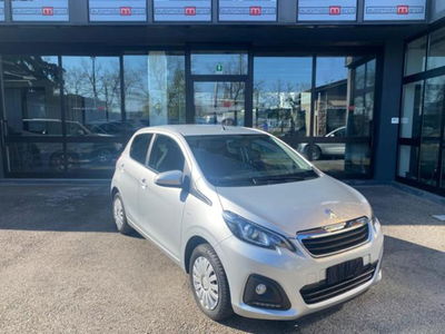 Peugeot 108 72 5 porte Allure usata