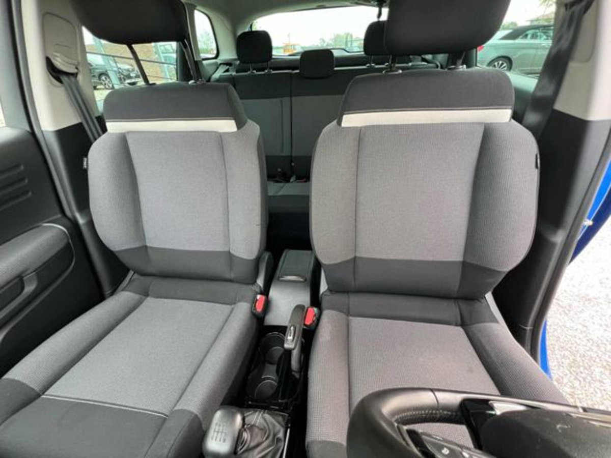 Citroen C3 Aircross BlueHDi 110 S&S Shine (12)