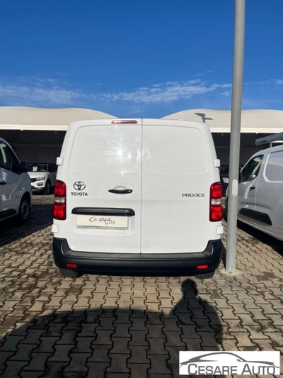 Toyota Proace Verso Verso 1.6D L0 S Comfort (3)