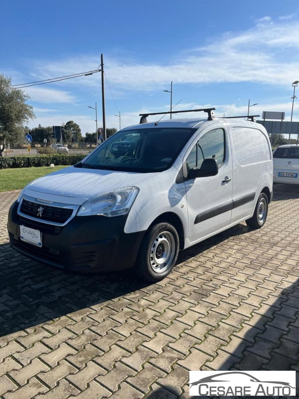 Peugeot Partner 1.6 98CV Comfort (2)
