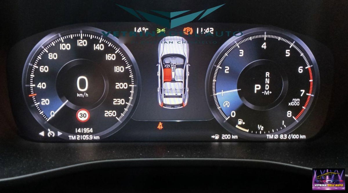 Volvo XC40 T3 Geartronic R-design (13)