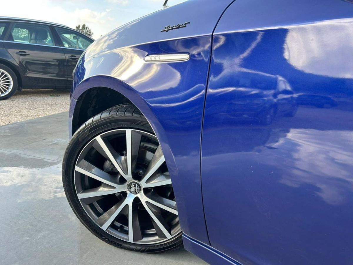 Alfa Romeo Giulietta 1.6 JTDm Sport 120cv tct my18 (19)