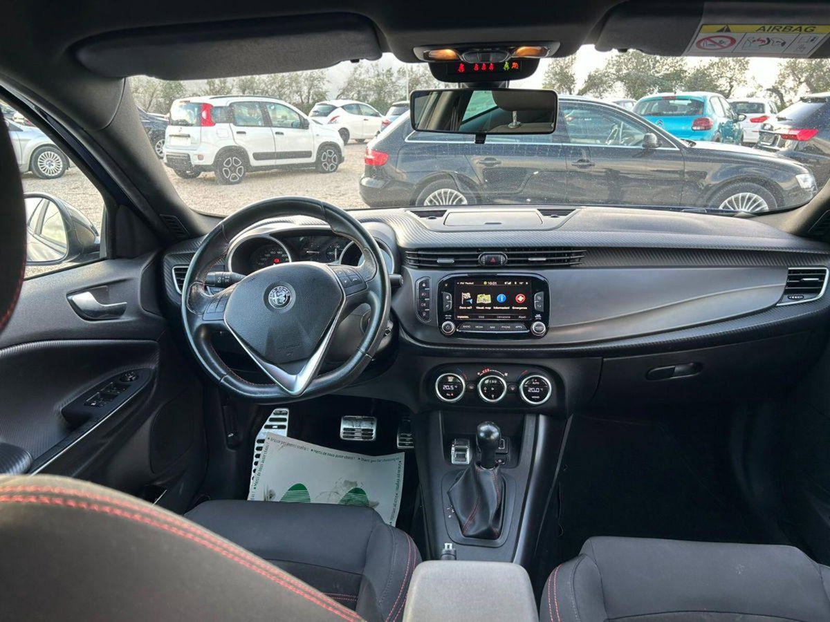 Alfa Romeo Giulietta 1.6 JTDm Sport 120cv tct my18 (7)