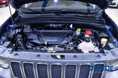 Jeep Renegade 1.6 Mjt 130 CV Limited (14)