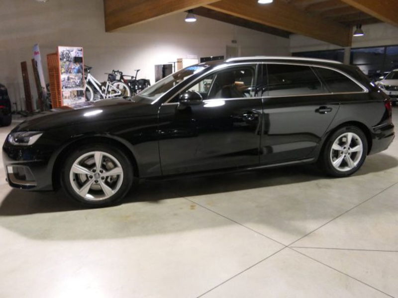 Audi A4 Avant 45 TFSI quattro S tronic S line edition