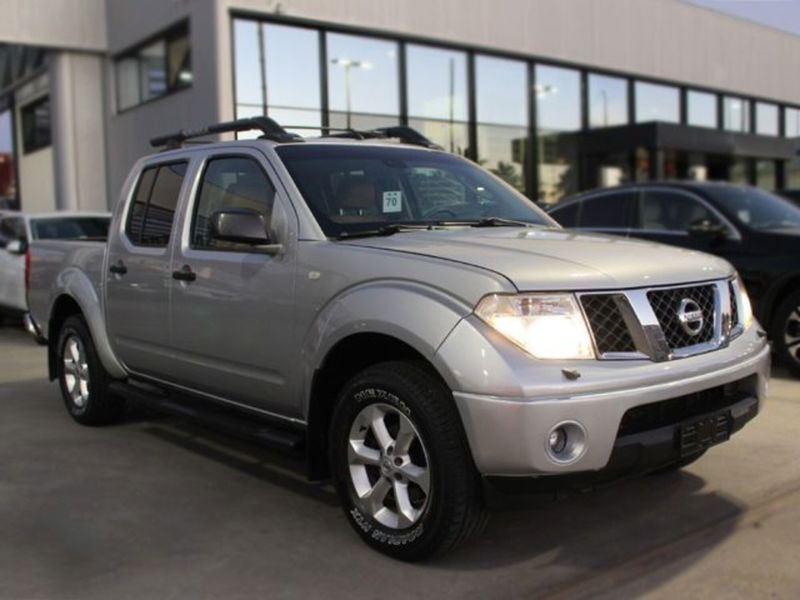 Nissan Navara 2.5 dCi 4 porte Double Cab LE