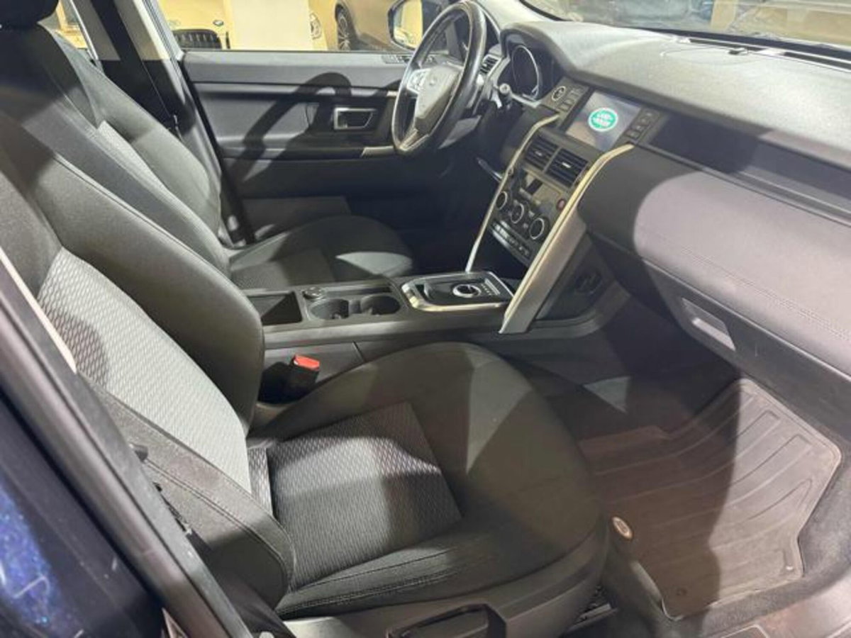 Land Rover Discovery Sport 2.0 TD4 150 CV SE (10)