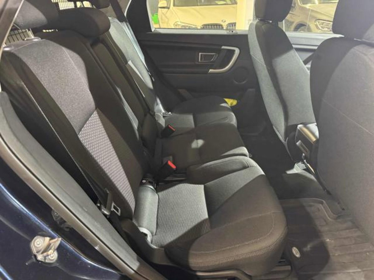 Land Rover Discovery Sport 2.0 TD4 150 CV SE (14)