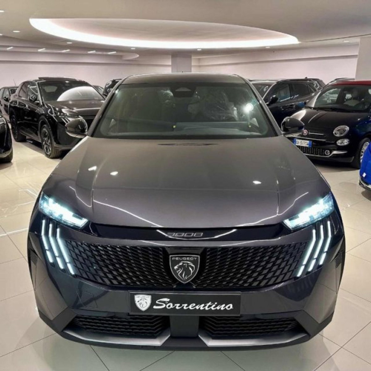 Peugeot 3008 1.2 hybrid GT Exclusive 145cv e-dcs6 (4)