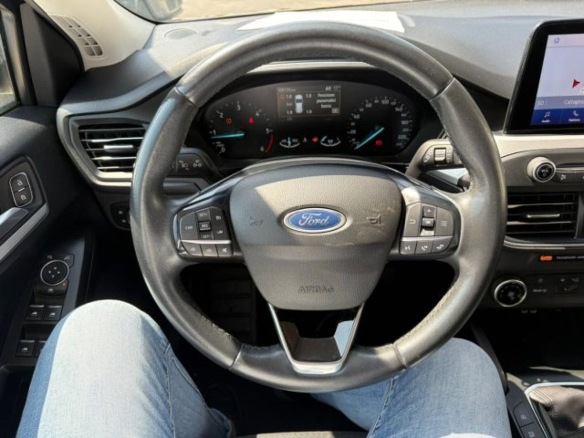 Ford Focus 1.5 EcoBlue 120 CV 5p. Business (10)