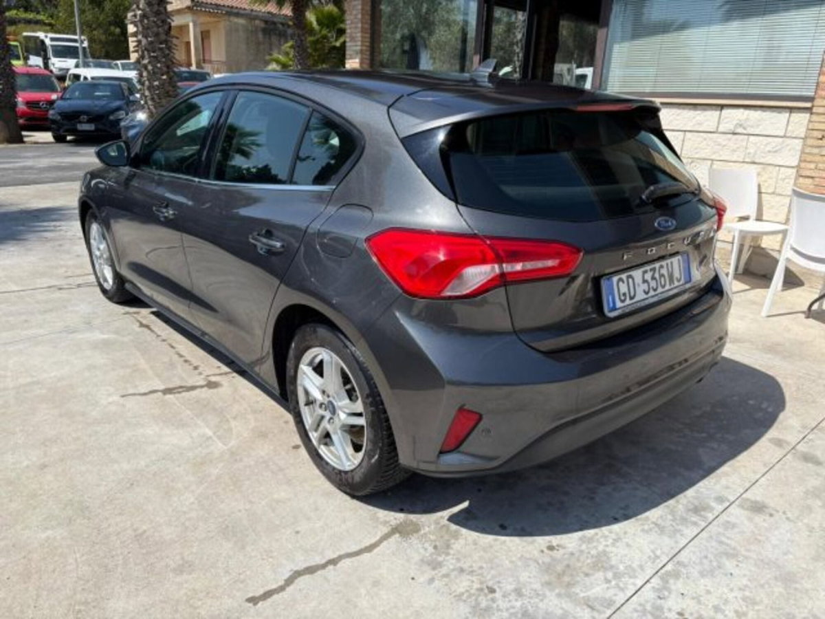 Ford Focus 1.5 EcoBlue 120 CV 5p. Business (4)
