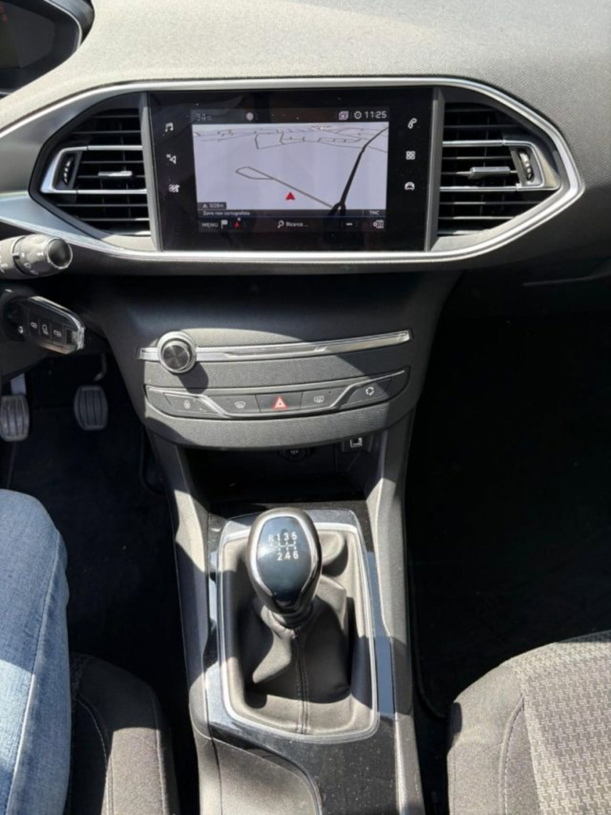 Peugeot 308 BlueHDi 130 S&S Business (10)