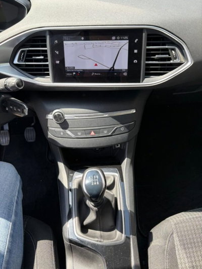 Peugeot 308 BlueHDi 130 S&S Business (10)