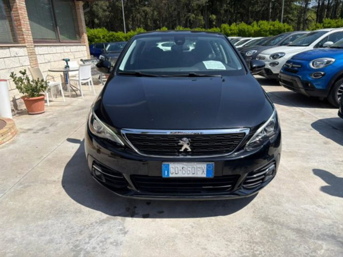 Peugeot 308 BlueHDi 130 S&S Business (2)