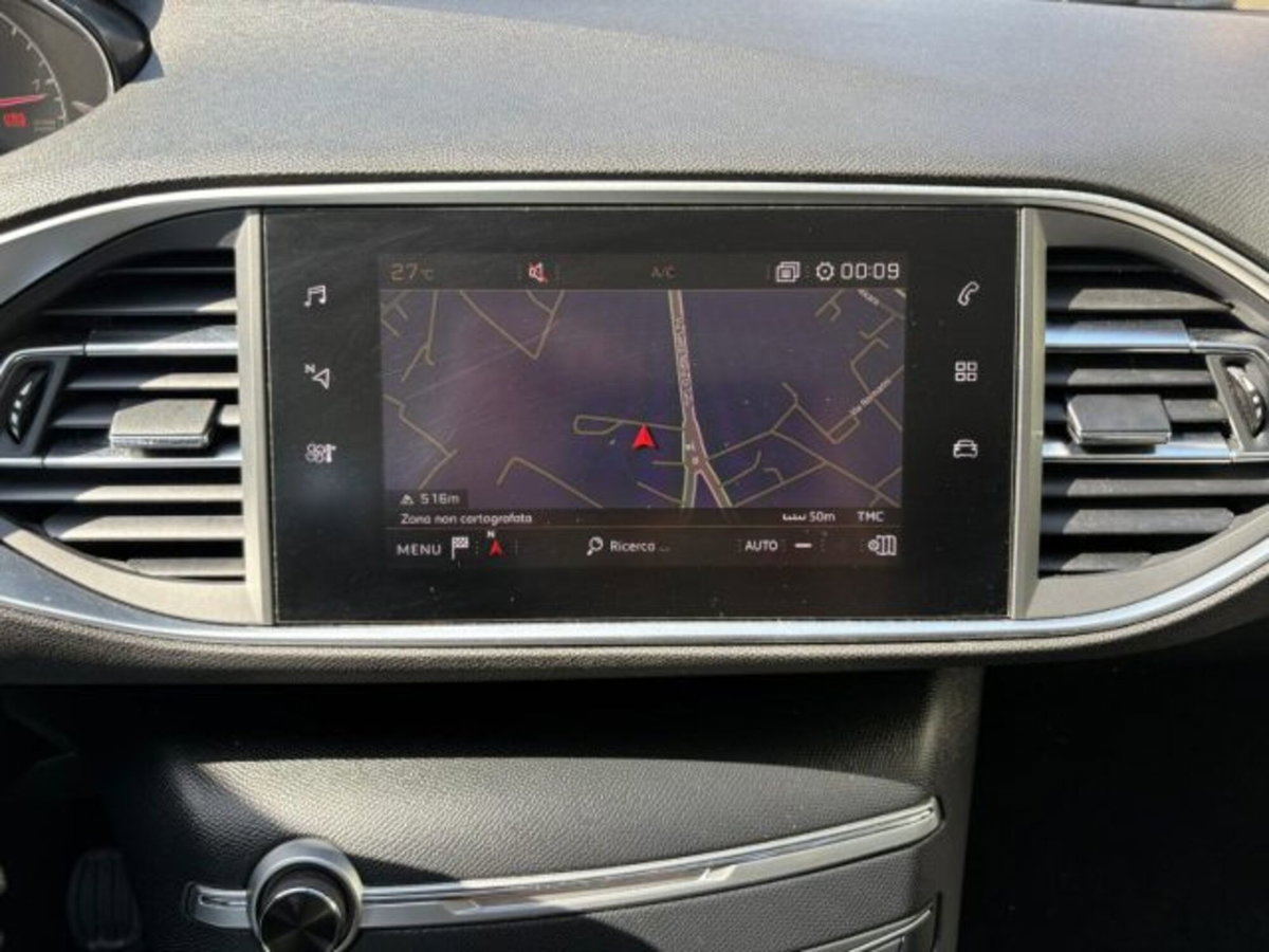 Peugeot 308 SW BlueHDi 130 S&S Business (11)
