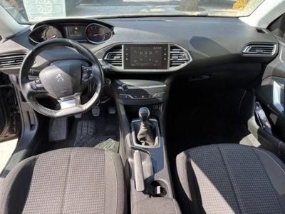 Peugeot 308 SW BlueHDi 130 S&S Business (7)