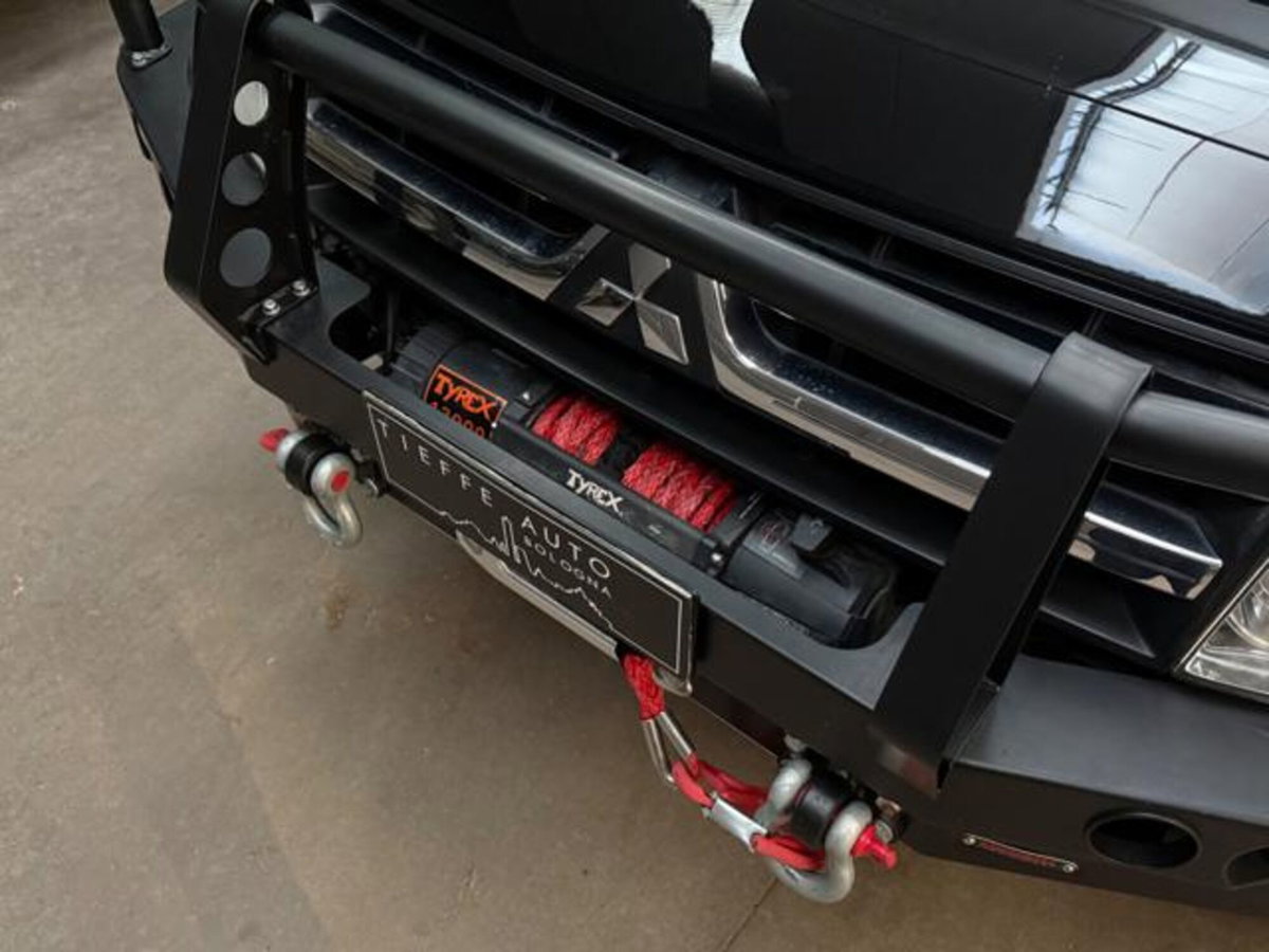 Mitsubishi Pajero 3.8 V6 24V aut. 5p. Instyle (8)