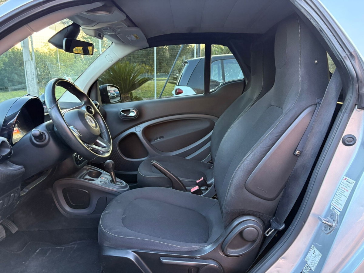 smart Fortwo Cabrio 70 1.0 twinamic cabrio Passion (9)