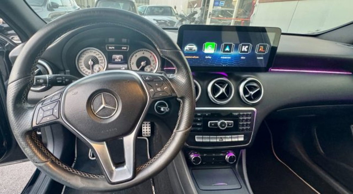 Mercedes-Benz Classe A 180 CDI Automatic Sport (12)