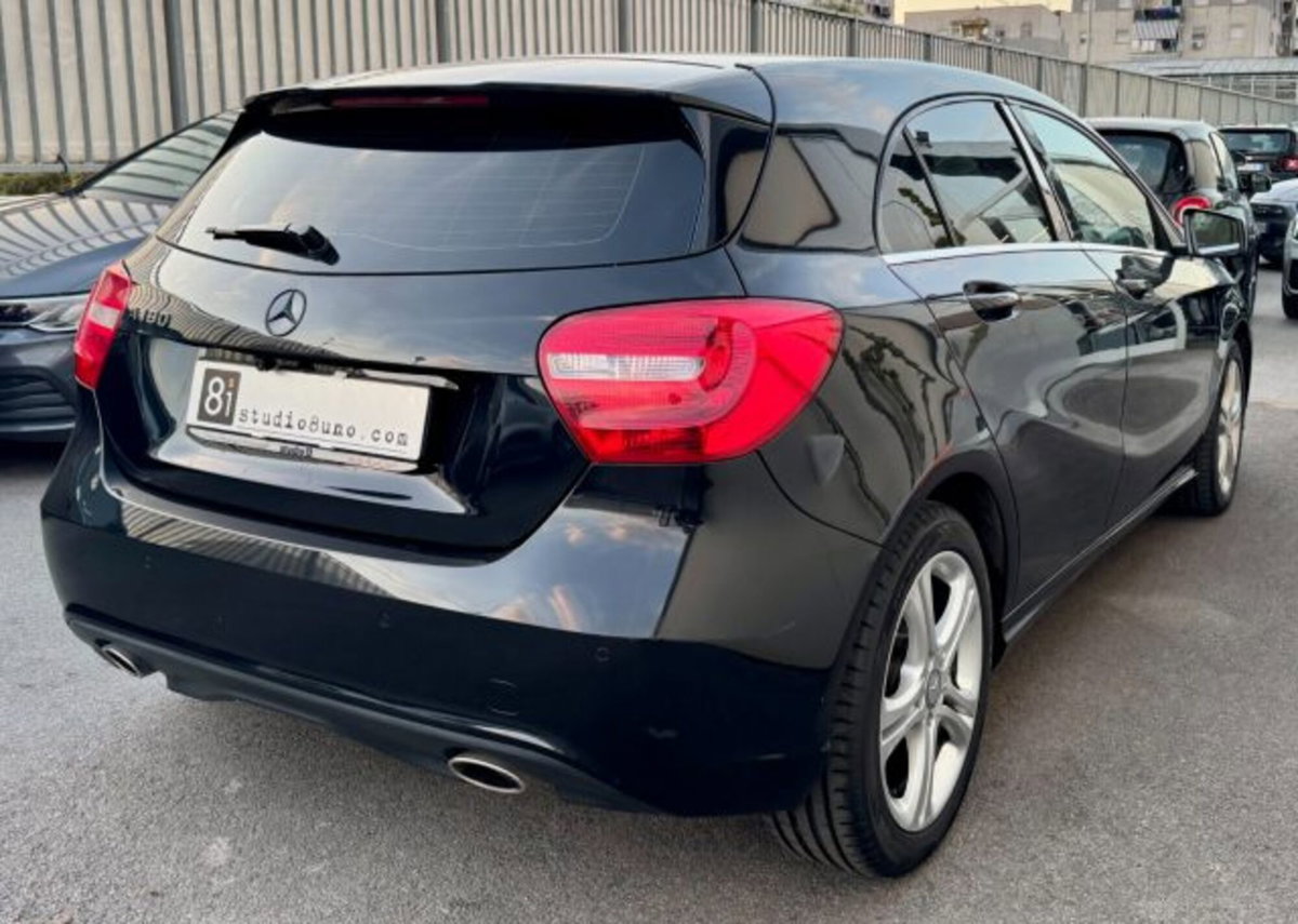 Mercedes-Benz Classe A 180 CDI Automatic Sport (4)