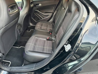 Mercedes-Benz Classe A 180 CDI Automatic Sport (9)