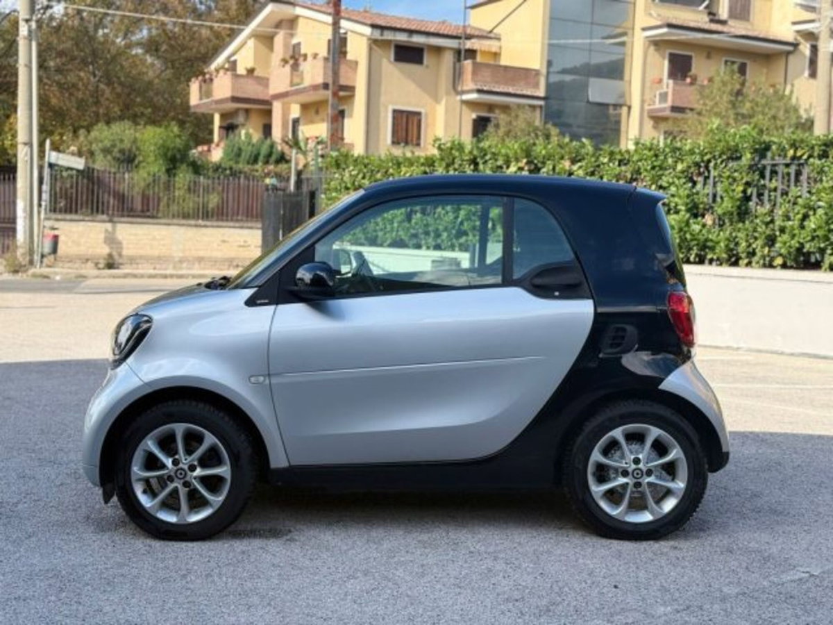 smart Fortwo 70 1.0 twinamic Youngster (11)