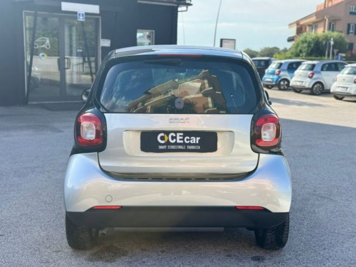 smart Fortwo 70 1.0 twinamic Youngster (9)