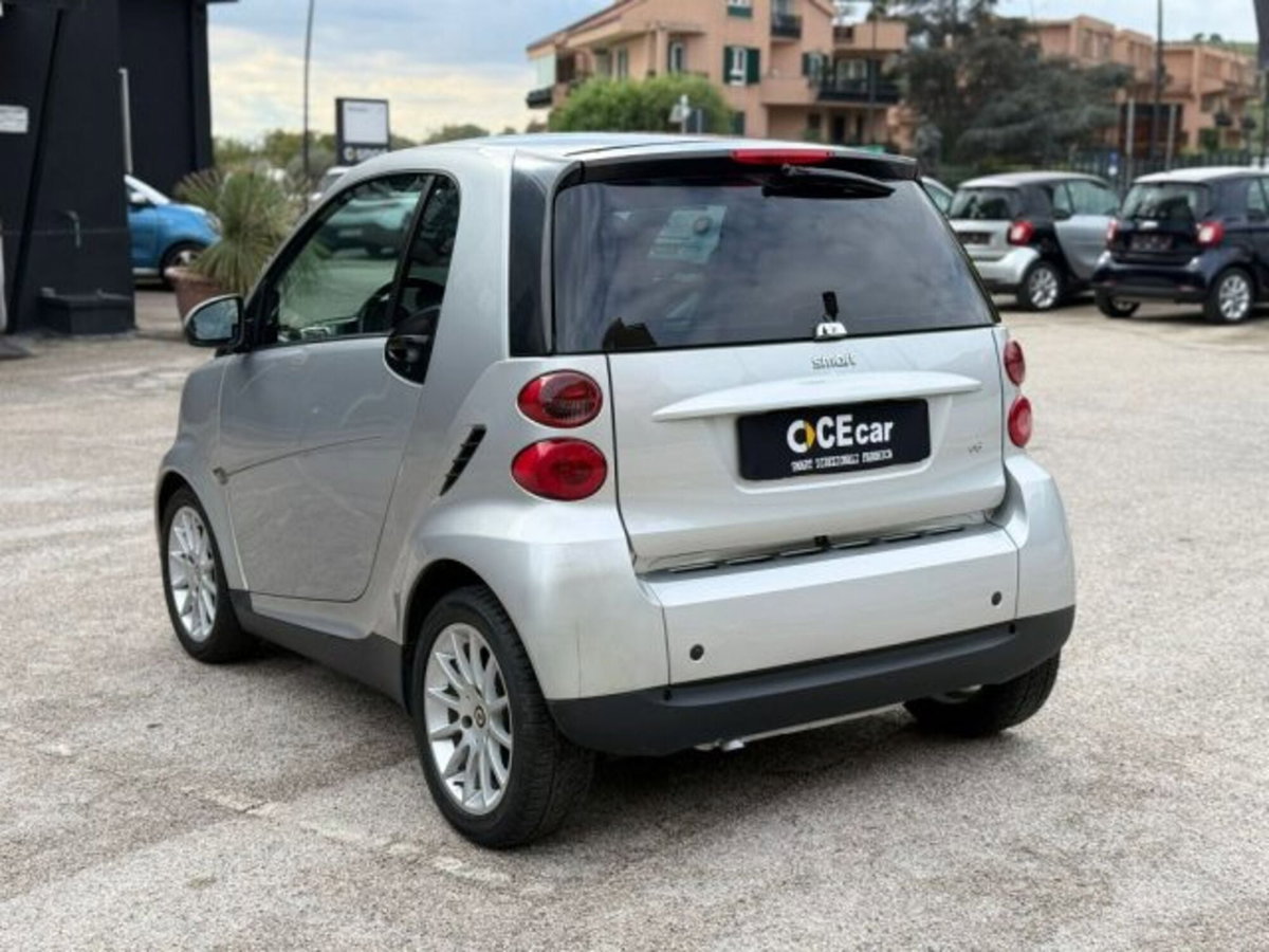 smart Fortwo 800 40 kW coupé passion cdi (7)