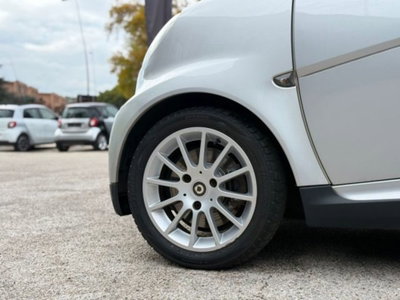 smart Fortwo 800 40 kW coupé passion cdi (9)