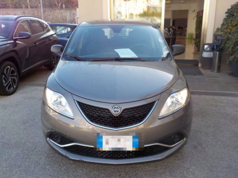 Lancia Ypsilon 1.3 MJT 16V 95 CV 5 porte S&S Silver