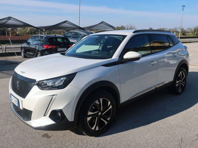 Peugeot 2008 BlueHDi 130 S&S EAT8 Allure Pack usata