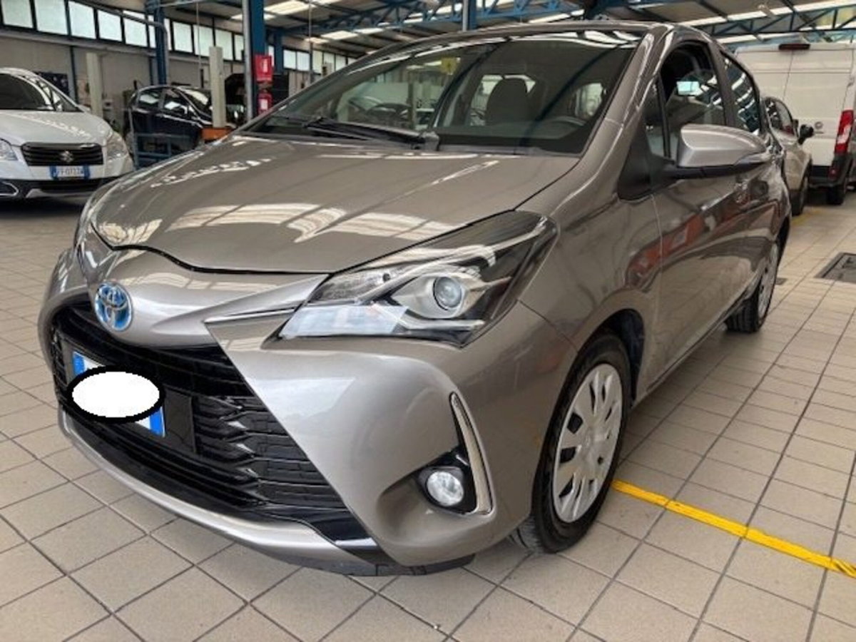 Toyota Yaris 1.5 Hybrid 5 porte Active (3)