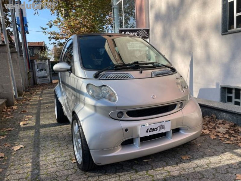 smart Fortwo 700 coupé Brabus (55 kW)
