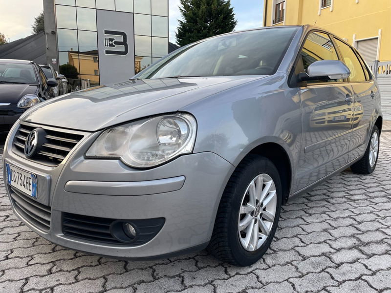 Volkswagen Polo 1.4/80CV 16V 5p. Sportline