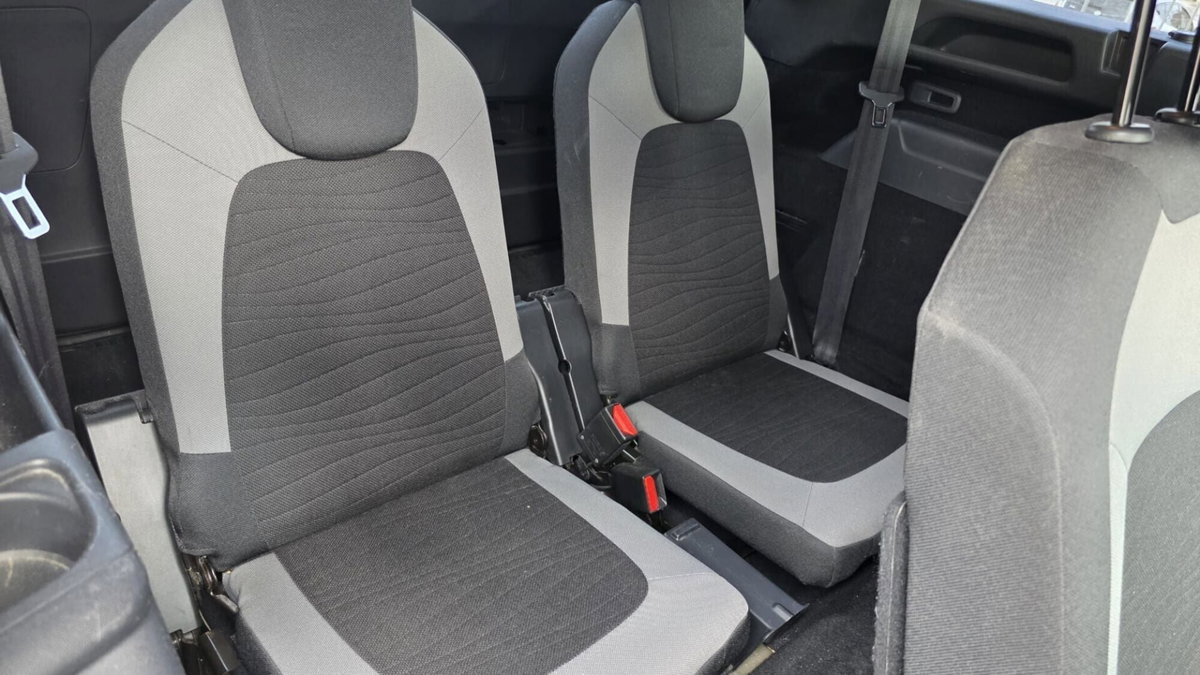 Citroen Grand C4 Picasso BlueHDi 120 S&S Exclusive (12)
