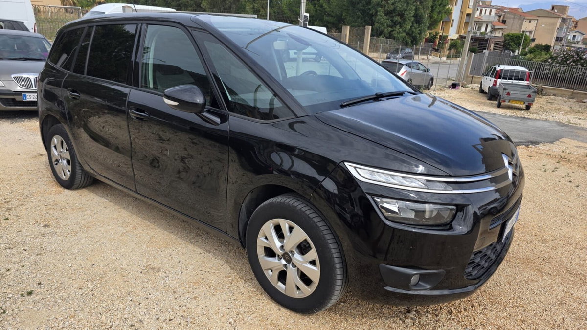 Citroen Grand C4 Picasso BlueHDi 120 S&S Exclusive (8)