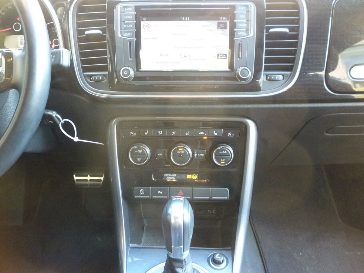 Volkswagen Maggiolino 1.2 TSI Design BlueMotion Technology (10)