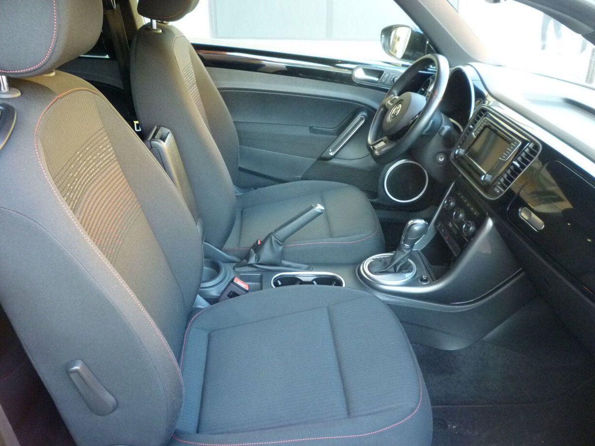 Volkswagen Maggiolino 1.2 TSI Design BlueMotion Technology (8)