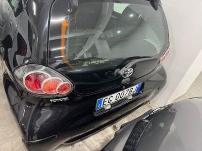 Toyota Aygo 1.0 12V VVT-i 5 porte Now Connect (4)