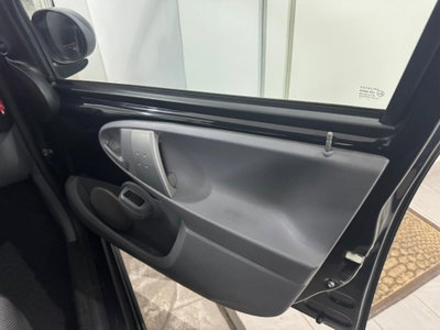 Toyota Aygo 1.0 12V VVT-i 5 porte Now Connect (6)