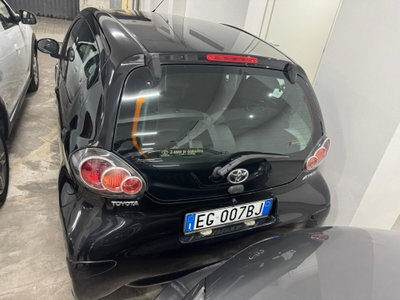 Toyota Aygo 1.0 12V VVT-i 5 porte Now Connect (8)