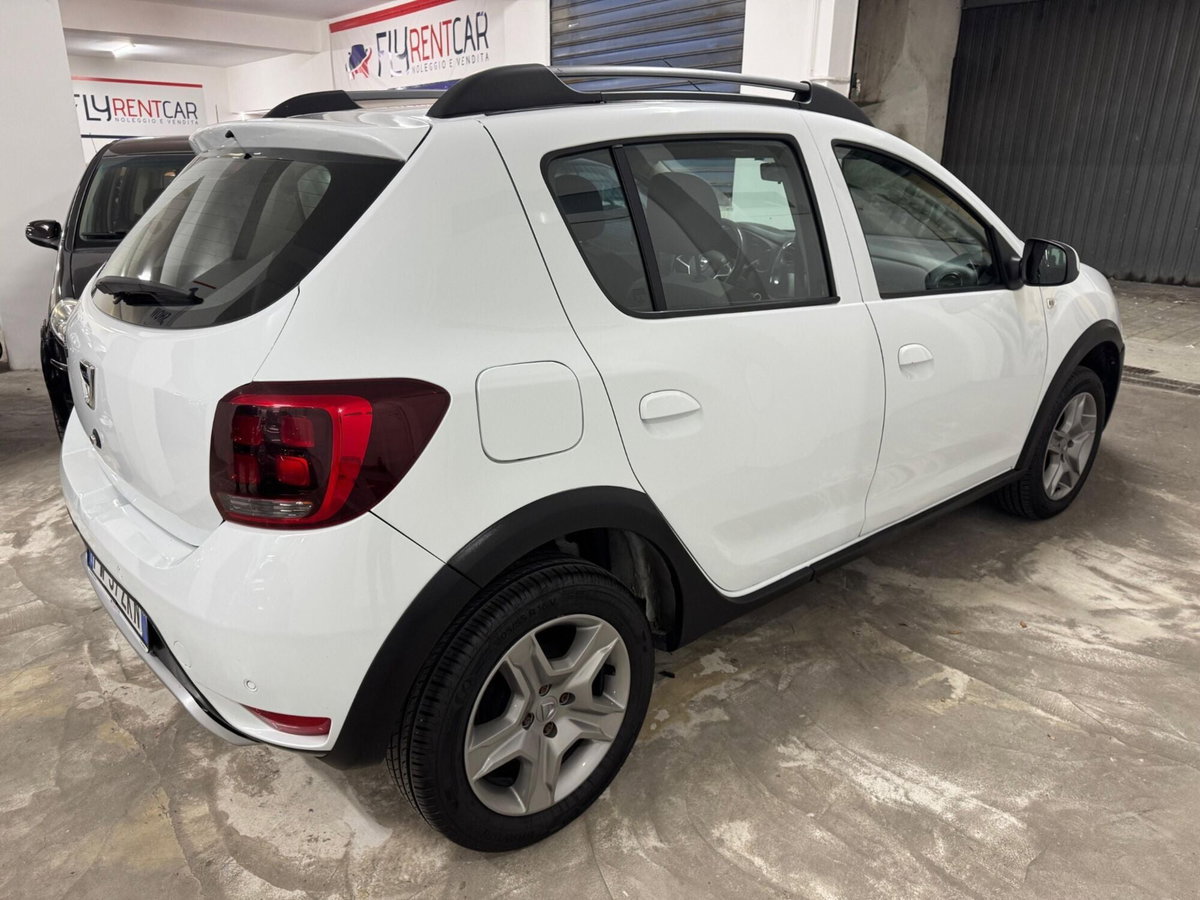 Dacia Sandero Stepway 1.5 Blue dCi 95 CV Comfort (10)