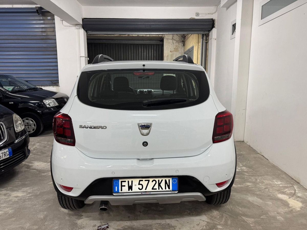 Dacia Sandero Stepway 1.5 Blue dCi 95 CV Comfort (8)