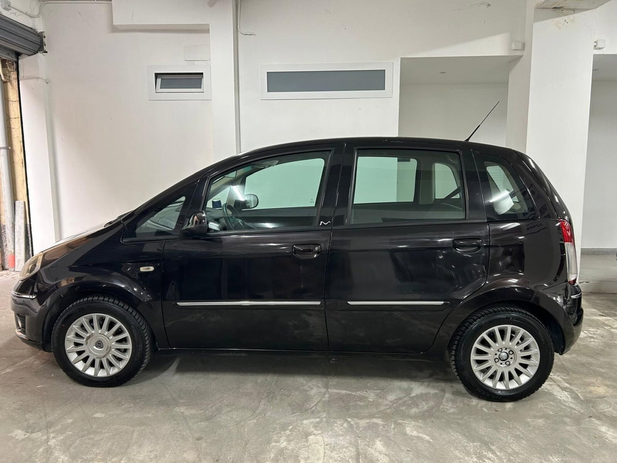 Lancia Musa 1.3 Mjt 95 CV DFN Gold (4)