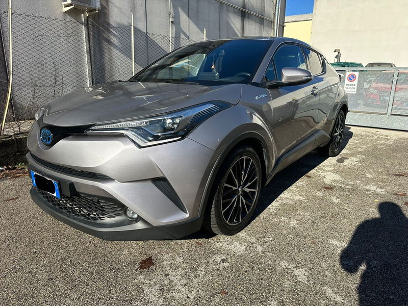 Toyota Toyota C-HR 1.8 Hybrid E-CVT Style