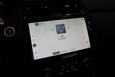 Jaguar E-Pace 2.0D I4 163 CV AWD Auto (20)